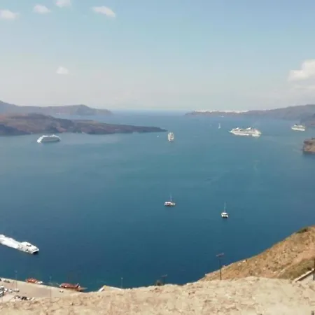 Ginger Amazing View Volkano , Oia, Fira And Caldera Ormos Athinios Εξωτερικό φωτογραφία